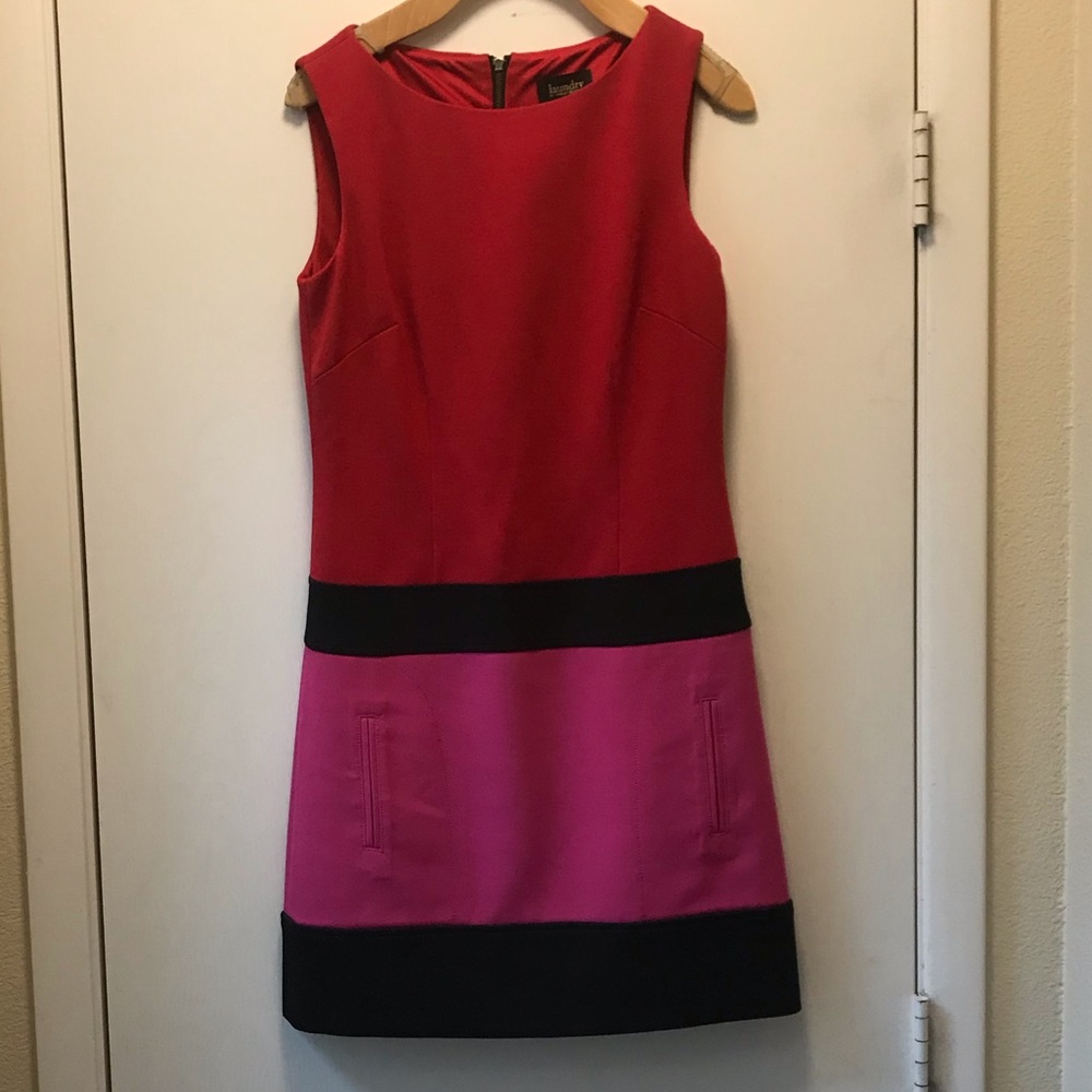 Laundry by Shelli Segal dress